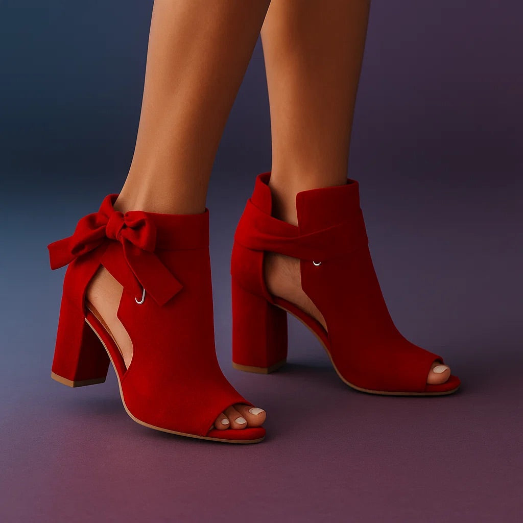 Aveline – Elegant Heeled Sandals