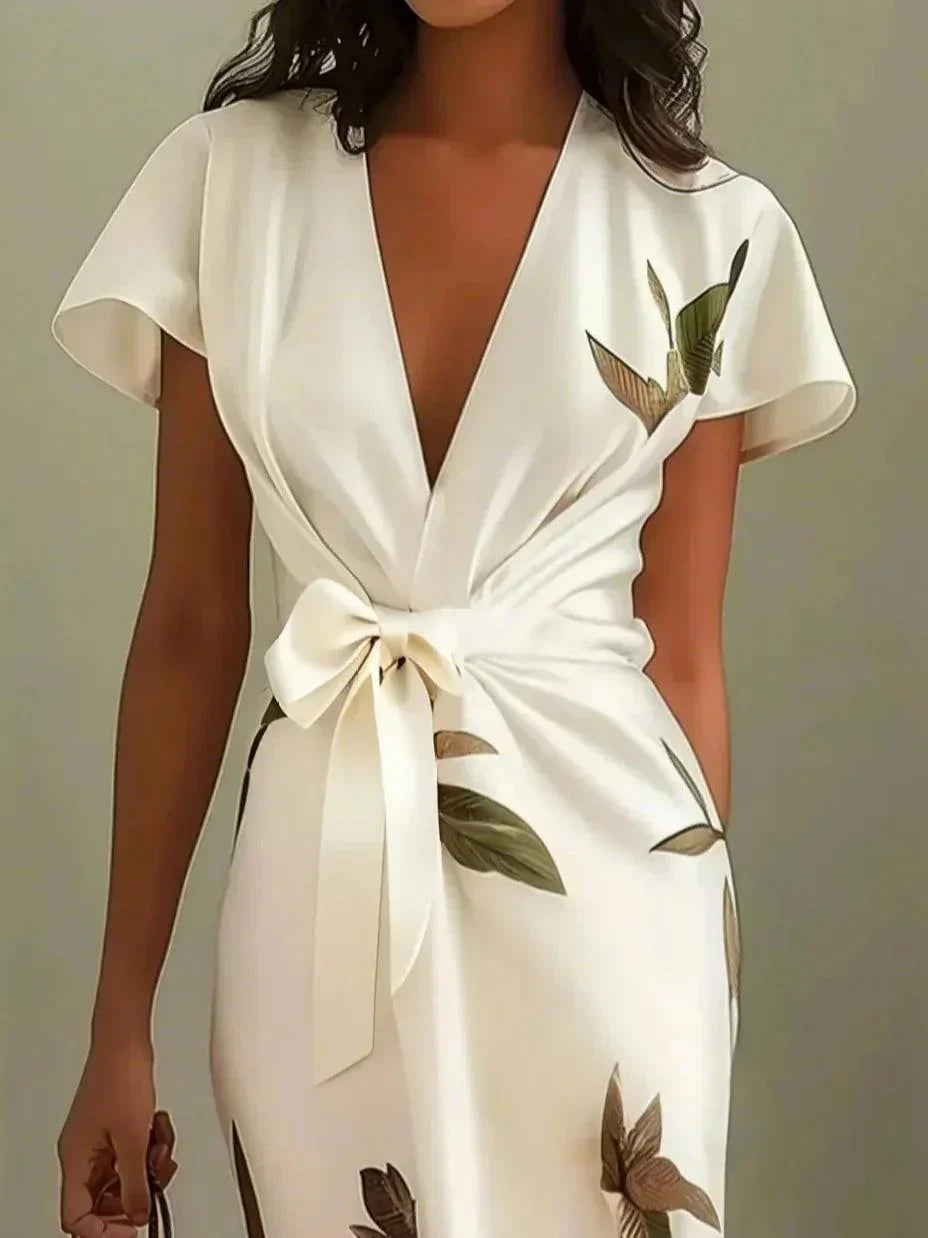 Elin | Elegant wrap dress with a floral print
