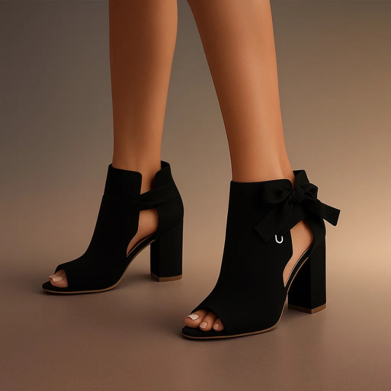 Aveline – Elegant Heeled Sandals