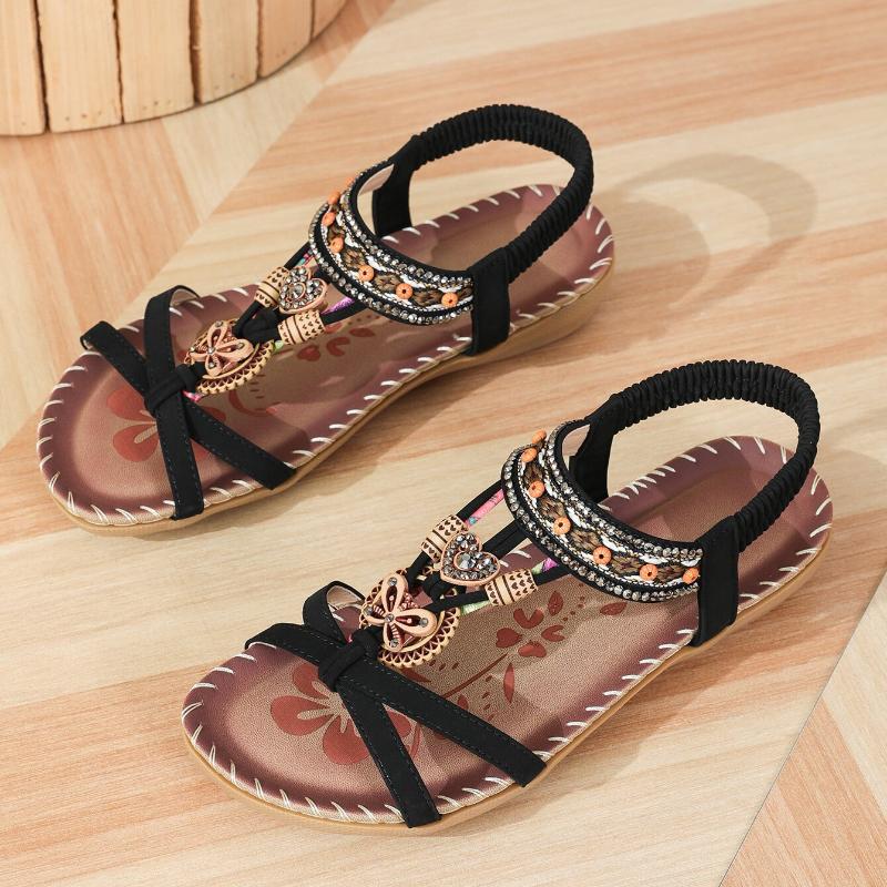 Nada | Ibiza-Style Sandals: A Perfect Blend of Comfort and Elegance