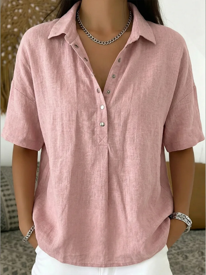 Aveline – Blouse with a collar and button detail