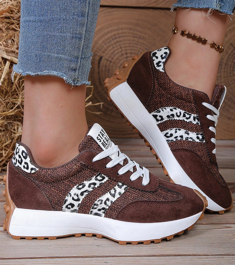 Isla ™ — Stylish sneakers for everyday comfort