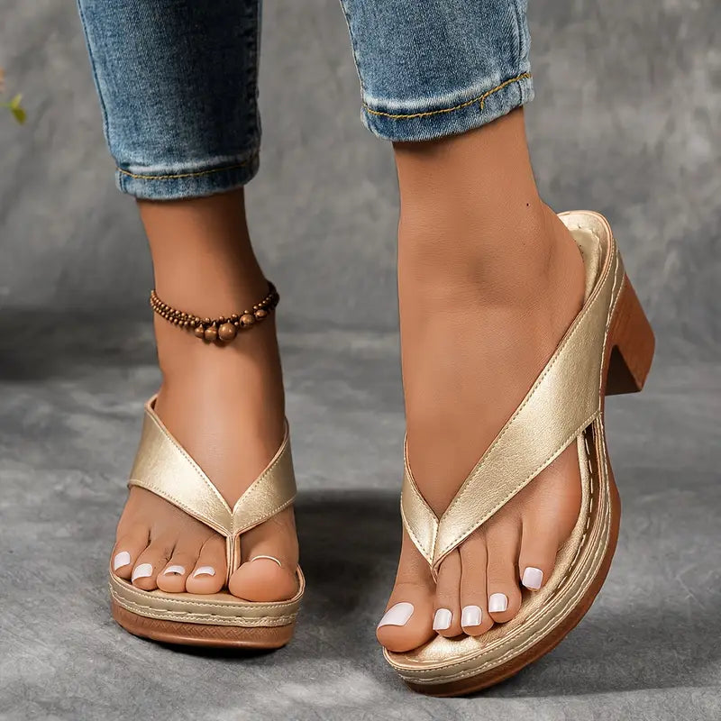 Aveline | Sandals: Style & Comfort
