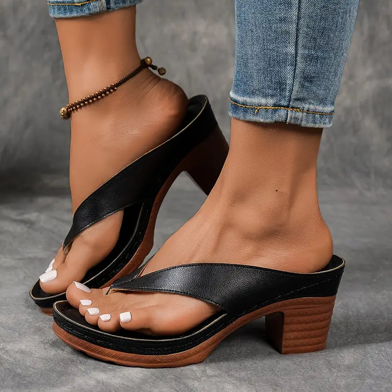 Aveline | Sandals: Style & Comfort