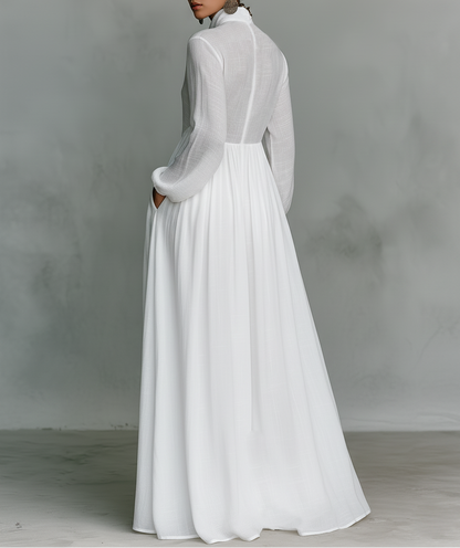 Amelia – An elegant maxi dress with buttons