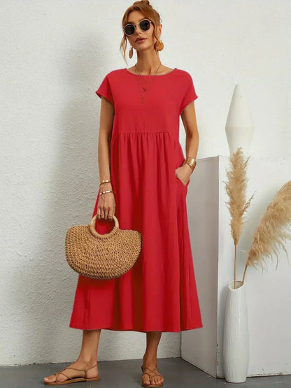 Sofia – An elegant, simple-cut dress