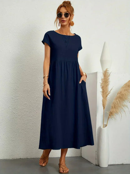 Sofia – An elegant, simple-cut dress