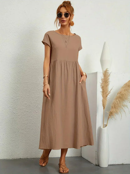 Sofia – An elegant, simple-cut dress