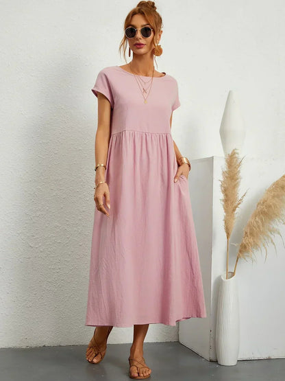 Sofia – An elegant, simple-cut dress