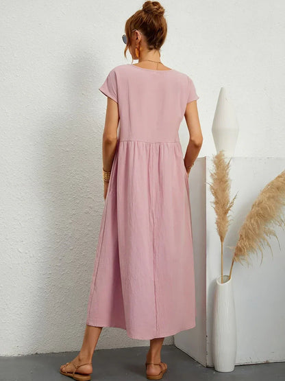 Sofia – An elegant, simple-cut dress