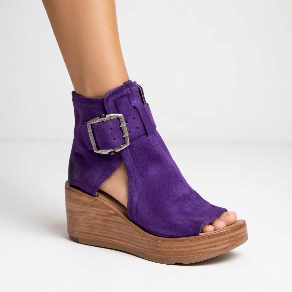 Aveline™ – Open-toe ankle boots with a wedge heel in a modern style