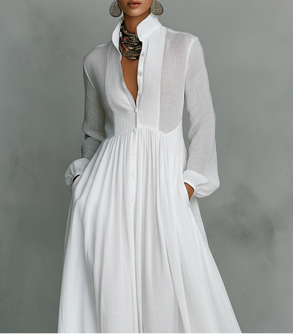 Amelia – An elegant maxi dress with buttons