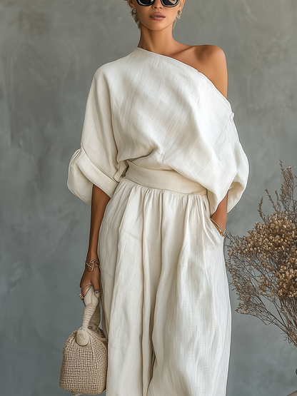 Lisa | Soft off-the-shoulder top and tapered pants
