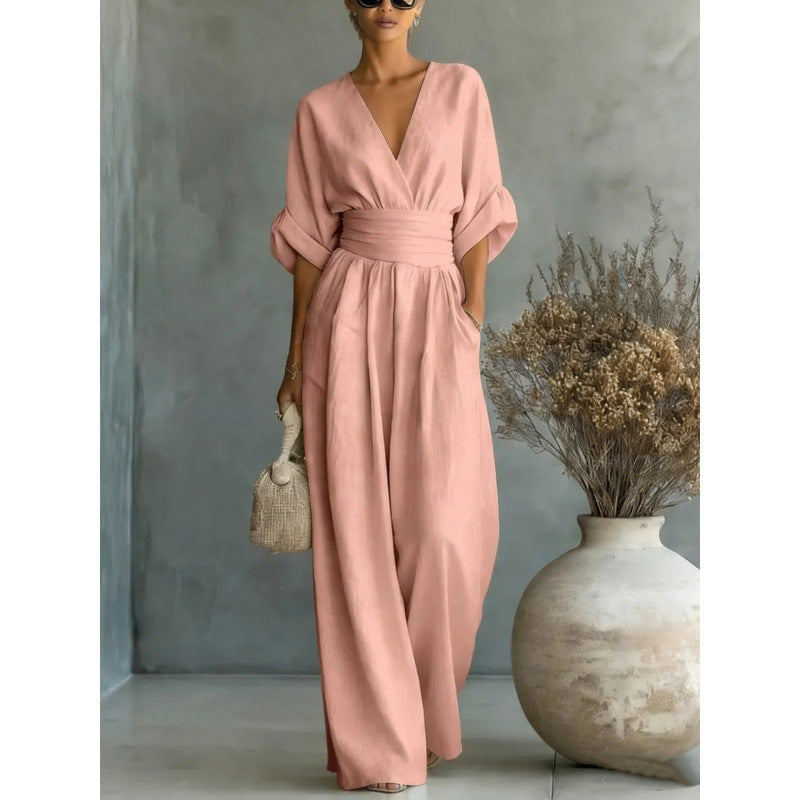 Elegant V-neck jumpsuit made of a linen blend