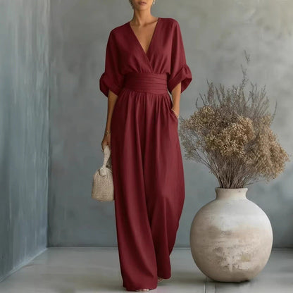 Elegant V-neck jumpsuit made of a linen blend