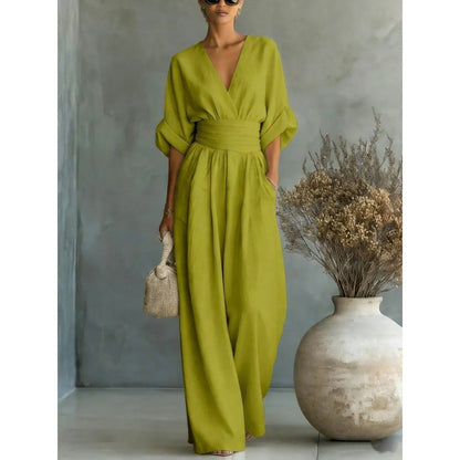 Elegant V-neck jumpsuit made of a linen blend