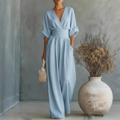 Elegant V-neck jumpsuit made of a linen blend