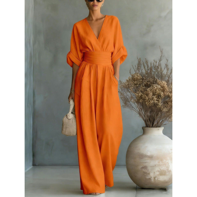 Elegant V-neck jumpsuit made of a linen blend