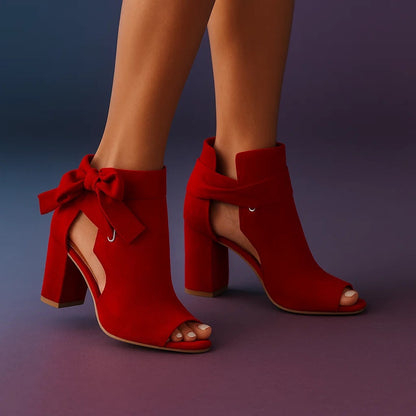 Aveline – Elegant Heeled Sandals